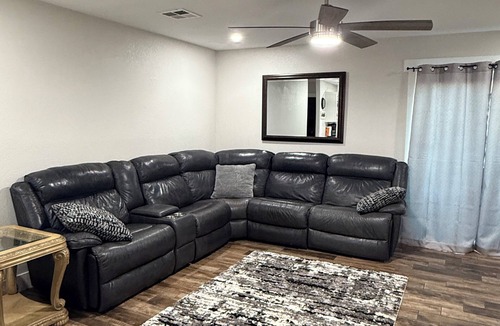 Somerton House | LUX Modern Lovely Casita - 3BR/2BA