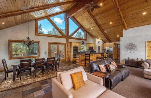 Castle Glen Estates Ski Chalet | LUXE Castle Glen, ski slope views, spa, game room, 4 decks