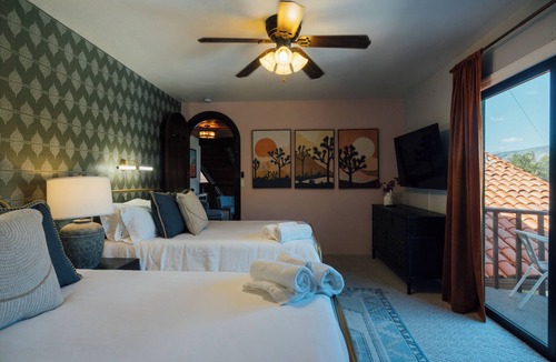 Yucaipa House | Luxe Hilltop Haven Spa, Game Room, Firepit & Views Sleeps 20