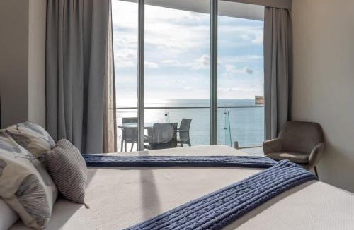 Zona Dorada Apartment | Luxe Oceanfront Condo in Golden Zone