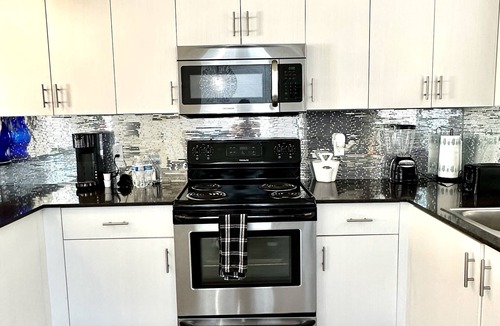 Pharr Apartment | Luxorous, stylish condo near Medical/south Mcallen