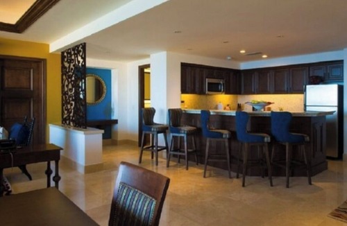 Marina Resort | Luxurious 2BR Penthouse w/Golf Access in Cabo San Lucas at Grand Solmar Land's