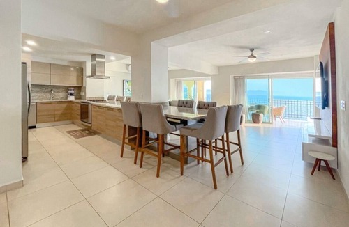 Marina Vallarta Condo | Luxurious and upgraded condominium with unparalleled ocean views!