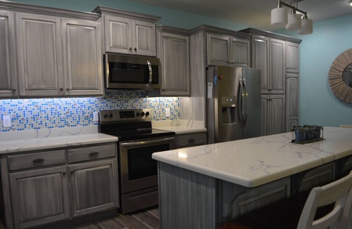 South Padre Island Condo | Luxurious Beach Side Family Retreat - 2 bd - 2 bath STR License 2024-0020
