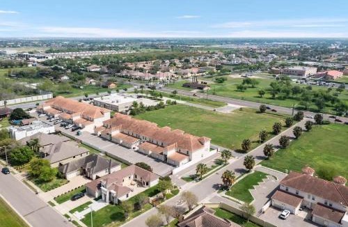 McAllen Apartment | Luxurious Condo with Pool & Garage Close to Shopping