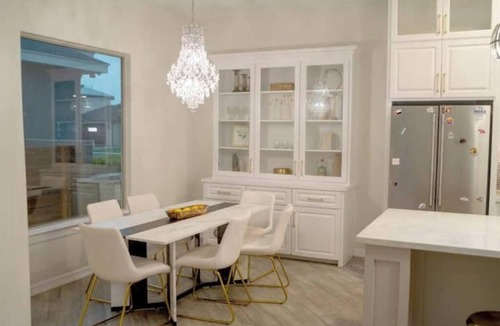 Edinburg House | Luxurious Gated 3BR, Relax No Chore Dog friendly rental