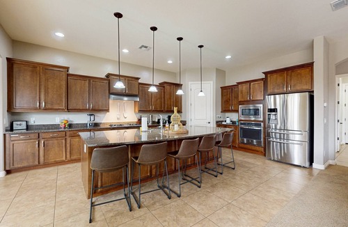 Chandler House | Luxurious home with private pool, spa, WiFi & central AC