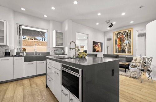 Silver Strand House | Luxurious Mediterranean Coastal Home w/Saltwater Pool & Private Greenbelt : MDR