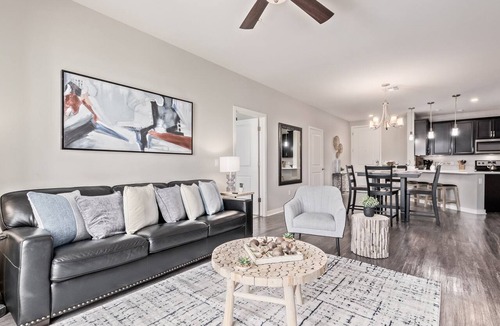 Ocotillo Condo | Luxurious Resort Condo in Ocotillo with Pool and Canal Views!
