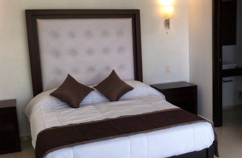 Los Pascuales Resort | Luxurious Surf Resort in Pascuales Mexico - Room #6 Private - On the Beach