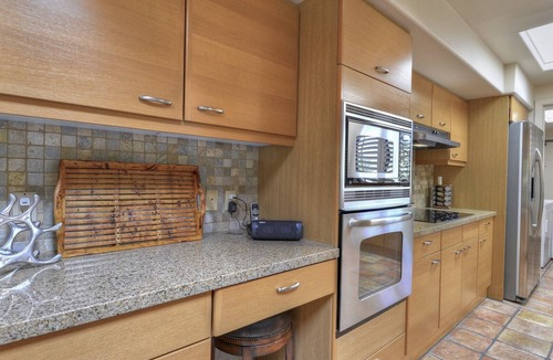 Pinnacle Peak House | Luxurious villa with golf, hot tub & pool.