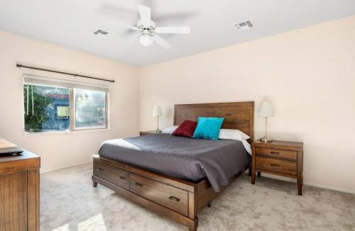 Town Center House | Luxury 3 Bedroom Office Den Condo Fountain Hills