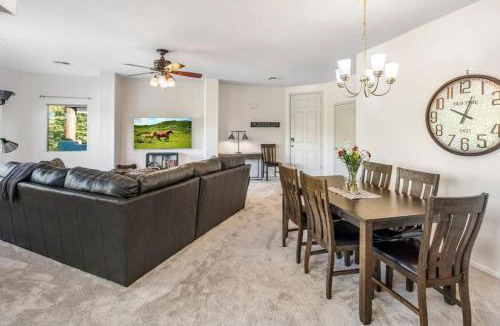 Town Center House | Luxury 3 Bedroom Office Den Condo Fountain Hills