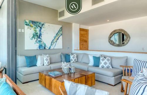 Puerto Marques House | Luxury 4 BR Condo - Amazing Bay View - Pool