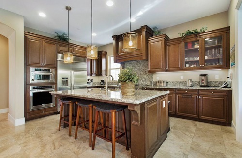Huntington Beach House | Luxury 4BR Beach Home｜Ocean Views｜Walk to the Beach｜Resort-Style Amenities #7002