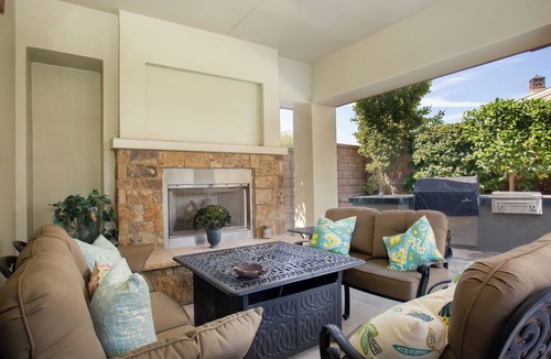 Huntington Beach House | Luxury 4BR Beach Home｜Ocean Views｜Walk to the Beach｜Resort-Style Amenities #7002
