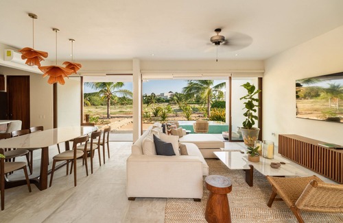 Ixtapa House | Luxury 4BR Beach Casita