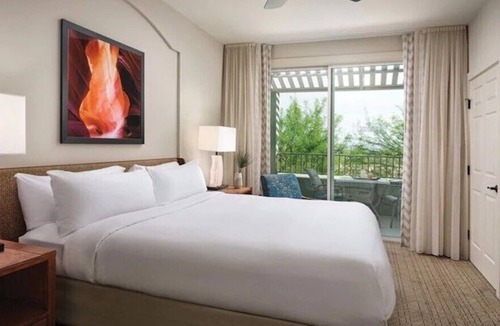 Desert Ridge Condo | Luxury accommodations at Marriott Canyon Villas! 2 bed/2 bath Villa. Best rates!