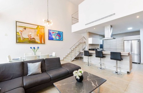 Monterrey Municipality Apartment | Luxury Apartment near ITESM - 5 beds 6 people