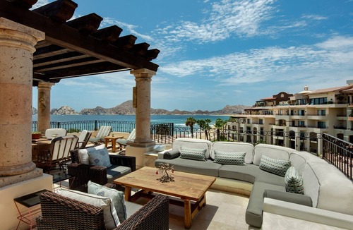 El Medano Ejidal Villa | Luxury at Your Fingertips: Spacious Penthouse - Villa La Estancia 1502