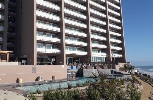 Costa de Oro Apartment | Luxury Beach Condo with Pool