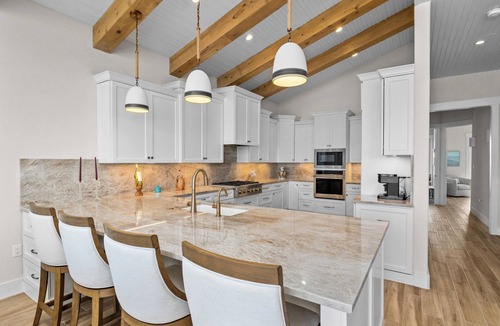 The Shores House | Luxury Beachfront House with Swimming pool, Hot tub & Private path to the beach!