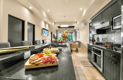 Los Cabos Apartment | Luxury Condo: 7min downtown and beach, discounts on restaurants, golf, spa and more.