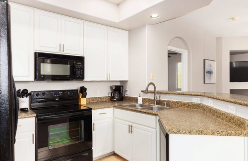 Fox Crossing Condo | Luxury Condo in Ocotillo/Chandler!