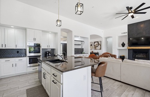 North Scottsdale House | Luxury Grayhawk Retreat~Pool~Spa~19th Hole 🏡Game Room ~BBQ ~Golf Nearby