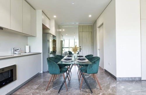 Monterrey Apartment | ¡Luxury in Distrito Armida! 3 guests + Wifi & Pool