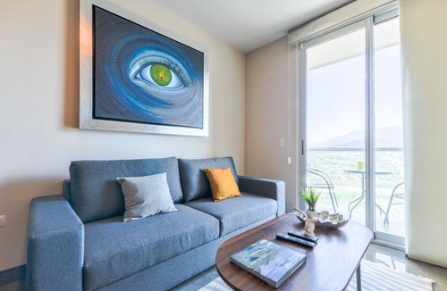 Monterrey Apartment | ¡Luxury in Fundidora! 9 guests + Wifi 3BR|2br