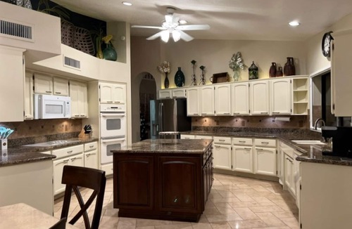 Arrowhead Ranch House | Luxury Lake Home on Arrowhead Lakes.