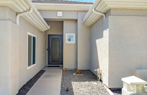 Fulton Ranch House | Luxury & Location Priv Pool, Spa, BBQ, Firepit Newly Remodeled 4BR Oasis