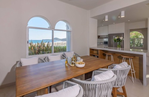 San Jose del Cabo Condo | Luxury & Modern Ocean Front- On The Beach!