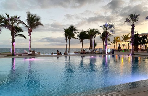 El Tezal Apartment | Luxury New Year’s Week at Garza Blanca Resort & Spa Los Cabos - Ocean View Suite