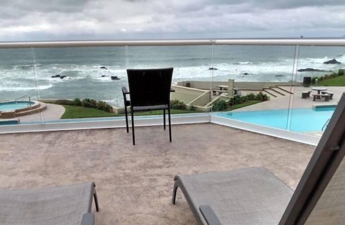 Rosarito Apartment | Luxury Ocean View beach front POOL & Jacuzzi Condo