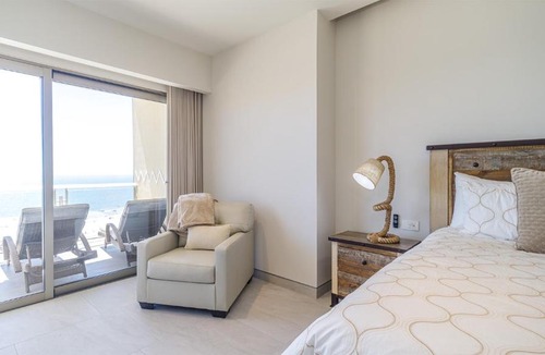 Bella Vista House | Luxury Oceanfront Condo with Stunning Views