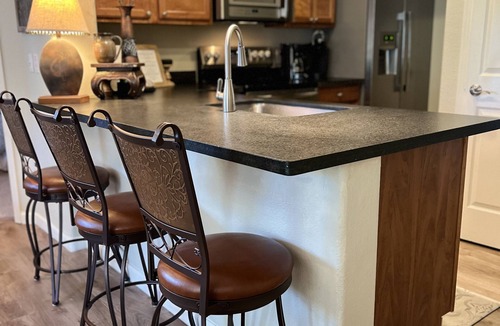 North Scottsdale Condo | Luxury Poolside Condo-2 Master Suites- "@The Signature" Walk to Dining &Shops!