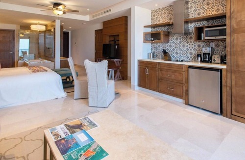 Los Cangrejos II y III Resort | Luxury Resort Studio - Golf & Spa