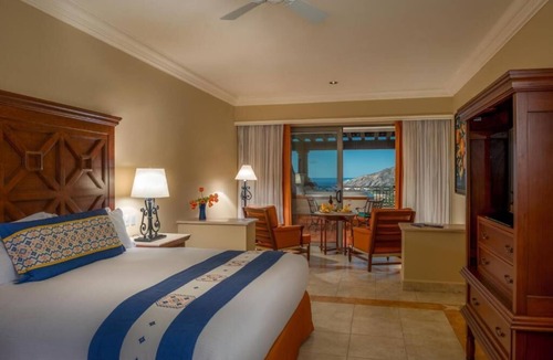 Sunset Beach Resort | Luxury Resort Stay & Play at Pueblo Bonito Sunset Beach in Cabo San Lucas