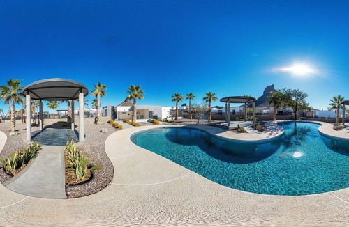 Marina Real House | Luxury San Carlos Beach House | Pool, Pickleball & Kayaks