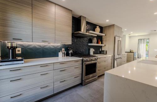 Raskin Estates House | Luxury Scottsdale Retreat with Heated Pool, Hot Tub, Fire Pit & Game Room & Sleeps 12