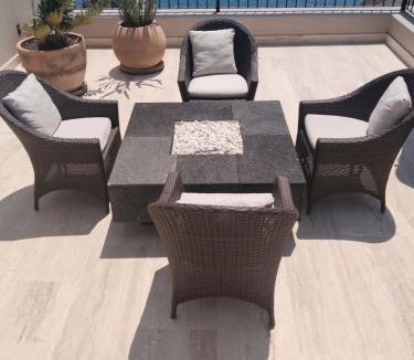 La Punta Villa | Luxury villa with 6 bedrooms up to 14 adults and 4 children at La Punta with private c h e f, daily housekeeping and gym