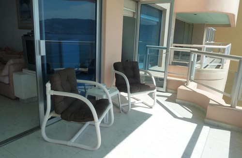 Costera Acapulco Condo | Magnificent Beachfront