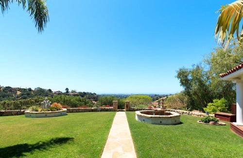 Santa Barbara House | Magnificent Gated Private Santa Barbara Estate, Saltwater Pool, and Spa