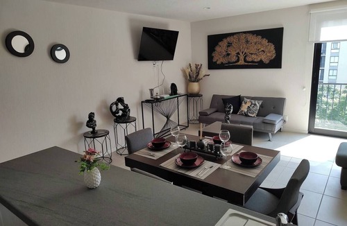 Guadalajara Apartment | Maravilia 3BE/2BA/2