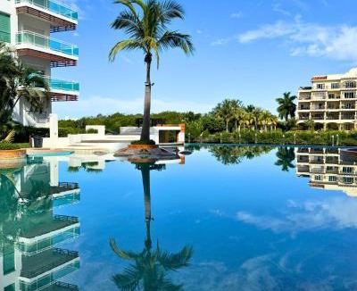 Marina Mazatlan Apartment | Marina Mazatlán Getaway, Terraza & Comodidad