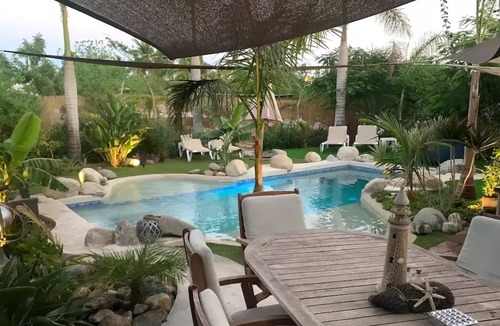 San Jose del Cabo Apartment | Marine vibe studio. Steps away from costa azul surf beach. Affordable and clean