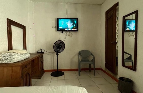 Calzada Madero Hotel | Marqués 100 Exmarquesado
