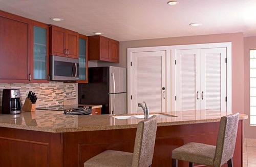Desert Ridge Condo | Marriott Canyon Villas One Bedroom One room Full Kitchen Sleeps Four